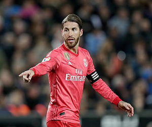 Báo Tây Ban Nha đưa tin Liverpool muốn chiêu mộ Ramos