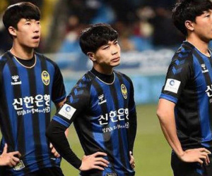 'Mua trâu tiếc sợi dây thừng', Incheon United mới là thủ phạm khiến Công Phượng khốn khổ?