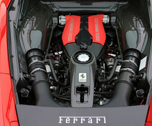 Cuộc đua động cơ tốt nhất 2019 - Ferrari đánh bại BMW, Mercedes