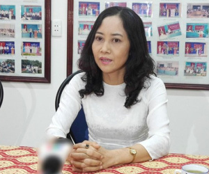 Hiệu trưởng và giáo viên chủ nhiệm lớp có 42/43 HS giỏi nói gì?