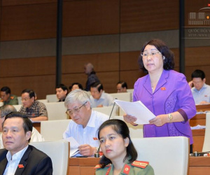 Lãnh đạo Sơn La từ chối trả lời về gian lận thi cử, mong 'thông cảm'