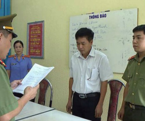 Phụ huynh 'chạy' điểm thi THPT Quốc gia 1 tỷ đồng có thể phải chịu mức án ra sao?