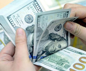 Ngân hàng đồng loạt nâng giá USD
