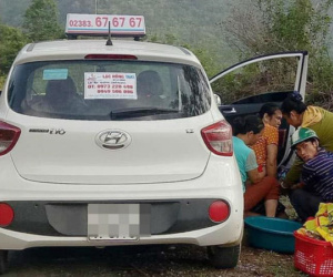 Người phụ nữ chuyển dạ trên xe taxi, nam tài xế bỗng thành người đỡ đẻ