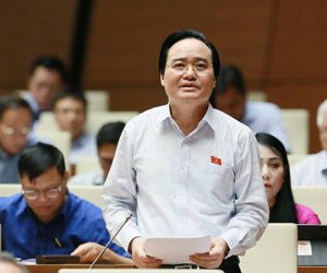 Bộ trưởng Phùng Xuân Nhạ nhận trách nhiệm vụ gian lận thi cử