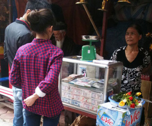 Đổi tiền lẻ: Phí cao chót vót