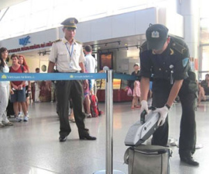 Sân bay Đà Nẵng siết an ninh trước tin ông Bá Thanh về nước