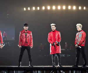 G-Dragon hé lộ Big Bang sẽ trở lại trong năm 2015