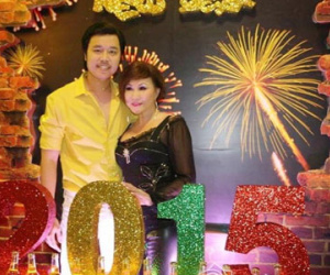 Người tình U60 bất ngờ về Việt Nam đón năm mới cùng Vũ Hoàng Việt