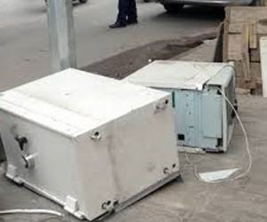 Phá két ATM lấy đi 900 triệu đồng