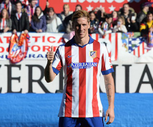 45 nghìn fan Atletico tham dự buổi lễ ra mắt của Torres