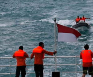 Indonesia có thể đã tìm thấy đuôi máy bay gắn hộp đen