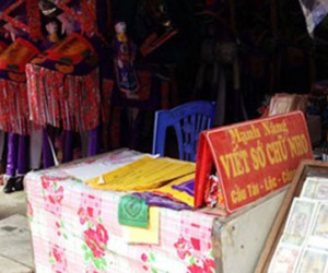 Lãi khủng từ kinh doanh... tiền lẻ