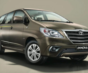 Toyota Innova ra phiên bản mới