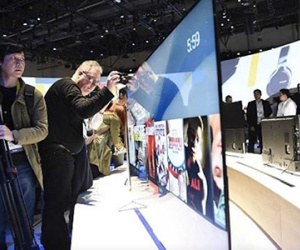 Sony ra mắt ti vi mỏng nhất thế giới