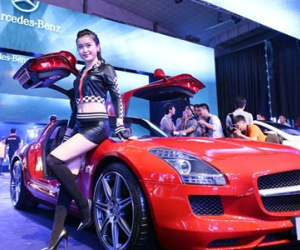 8 mẫu xe trên 10 tỷ về Việt Nam năm 2014