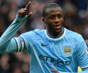 Yaya Toure nhận giải cầu thủ xuất sắc nhất Châu Phi 2014