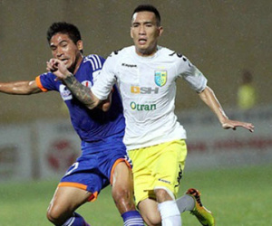Samson ghi bàn, Hà Nội T&T thắng chật vật Than Quảng Ninh