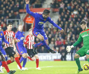 23h00 ngày 11/1, Man United vs Southampton: Bản rock nặng trong nhà hát!