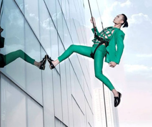"Gái quê" Nguyễn Oanh may mắn được Xuân Lan cứu ở phút chót