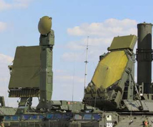 Tên lửa phòng không S-300V4 Nga bắn hạ mục tiêu cách 400km