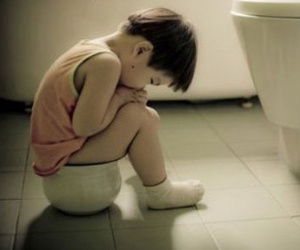 Những "thủ phạm" bất ngờ gây táo bón cho trẻ