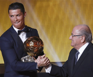 FIFA lại bị tố gian lận phiếu bầu Quả bóng vàng