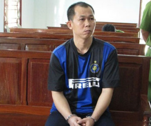 Kế hoạch tinh vi của "yêu râu xanh" hiếp dâm bé 9 tuổi