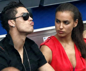Lộ bằng chứng Ronaldo chia tay bạn gái