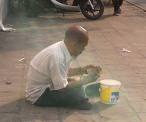 TP.HCM: Người ăn xin tái xuất ở khu trung tâm