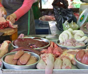 Ồ ạt nhập phụ phẩm động vật