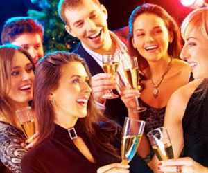 9 bí quyết giúp bạn trở nên thu hút hơn