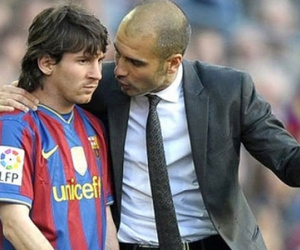 Đích thân Guardiola đề nghị Messi ở lại Barca!