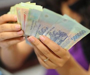 Ngân hàng thưởng Tết: Sẽ có “xả lũ”?