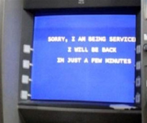 Phạt nóng ngân hàng nếu để ATM hết tiền