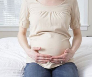 Sốc: Không muốn có em, con gái lớn dọa tự tử ép mẹ phá thai