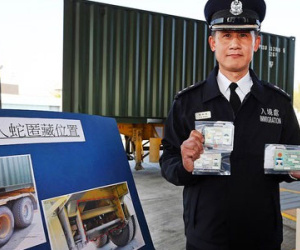 Hồng Kông bắt giữ 12 người Việt Nam vượt biên