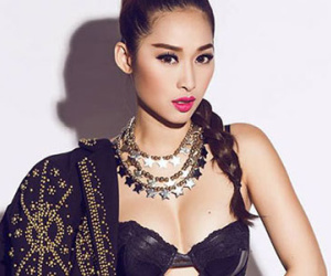 Quỳnh Thy gợi cảm tuổi 31