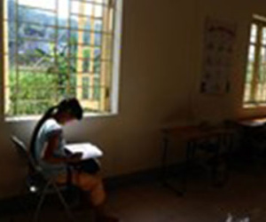 Bé gái 13 tuổi bị bán sang Trung Quốc để làm "vợ"