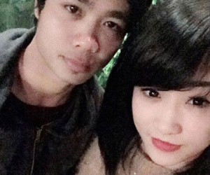 Công Phượng "hẹn hò" Hòa Minzy trước trận đấu với Hải Phòng?