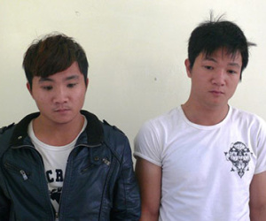 Hai anh em ruột rủ nhau... đi cướp