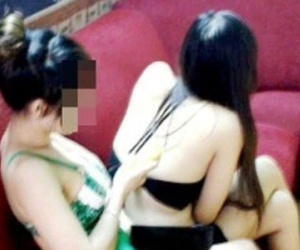 Bắt quả tang 12 cặp nam nữ đang mua bán dâm