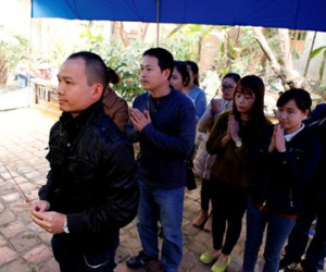 Ê-kip "Điều ước thứ 7" nghẹn ngào trước di ảnh chị Loan