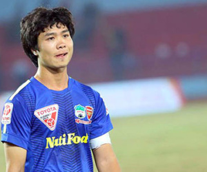 HA.GL 1-0 SHB.Đà Nẵng: Công Phượng đem về penalty, HA.GL tìm lại chiến thắng