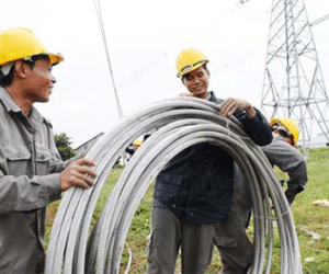 "Không tăng giá điện, EVN sẽ phá sản"