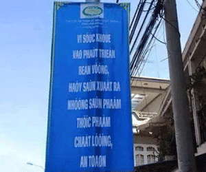Băng rôn lỗi font chữ vẫn hiên ngang xuất hiện trên phố