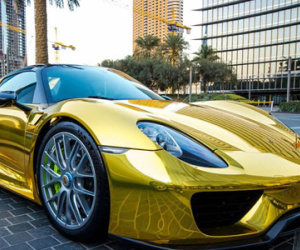 Siêu phẩm Porsche 918 Spyder Hybrid mạ chrome vàng cực độc