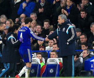 Chelsea trả giá cực đắt sau chiến thắng
