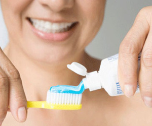 Sự thật về các chất độc chứa trong kem đánh răng