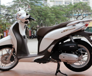 3 mẫu xe máy có màu mới vừa bán ở Việt Nam